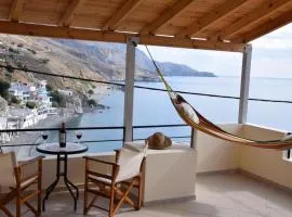 Aeriko Villa - Where mountains meet the sea