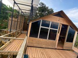 Glamping Resort Jonico Finca，位于Chinchiná的酒店