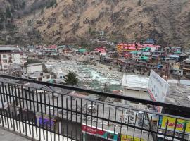 New Chandra kasol，位于Manīkaran的酒店