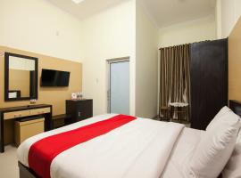 Esther Hotel