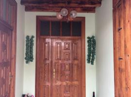 Hostal Rural Dos Hermanos，位于Horcajo de Montemayor的酒店