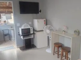 Suite confortável no centro com Wi fi e TV a Cabo