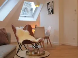 Charming Apartment with Cathedral View! On the 4th floor