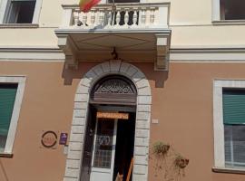 Ostello delle cartiere，位于托斯科拉诺-马德尔诺的酒店