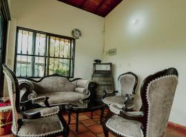 La Cabañita Farm Hotel，位于卡拉尔卡的酒店