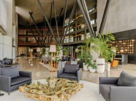 Sheraton Buenos Aires Greenville Polo & Resort，位于Guillermo E. Hudson的酒店