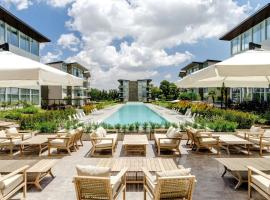 Sheraton Buenos Aires Greenville Polo & Resort，位于Guillermo E. Hudson的酒店