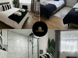 The Snug Nest - Modern 2 Bedroom Apartment