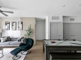 Urban Elegance 3BR Condo Experience 06，位于伯明翰的酒店
