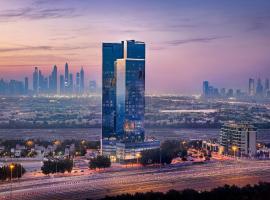 Hotel Local Dubai at Jumeirah Village Triangle，位于迪拜阿勒马克图姆国际机场 - DWC附近的酒店