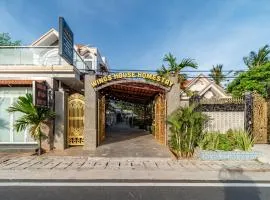 Wings House Homestay Hồ Tràm