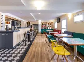 宜必思罗什福尔酒店