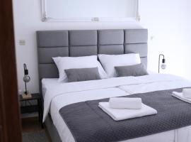 Artena Hotel，位于普拉的酒店