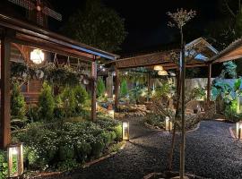 Kim Đồng Riverside，位于Trại Lê Lai的山林小屋
