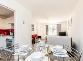 The Old Dairy with Parking - Dog Friendly