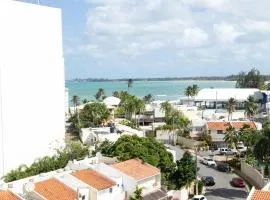 Studio at ESJ -King Bed & Beach Access