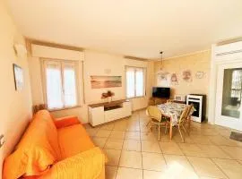 Appartamento con ampio terrazzo vista mare