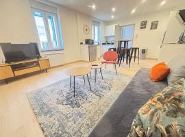 Maréchal 1 Parking 4 Couchages，位于Clouange的酒店