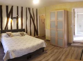 Hotel METROPOLE ET DE GASCOGNE，位于La Celle-sous-Gouzon的酒店