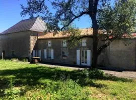 Pear gîte set in beautiful private surroundings