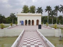 Yadavindra Gardens Pinjore，位于Pinjaur的酒店