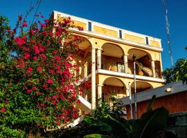 Hotel Boutique Kiin Wayeb，位于巴利亚多利德的酒店