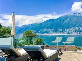 Apartment Splendid Maggiore View by Interhome