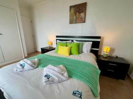 Quarto com banheiro privativo- Room 2，位于圣克鲁斯的酒店