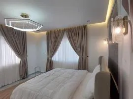 Exquisite 1&2 Bedroom Apartment- Holi Flats Airport Residential Area