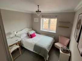 Cosy room near Poole, Dorset