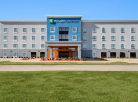 Holiday Inn Express & Suites Forrest City by IHG，位于福雷斯特城的酒店