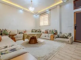 FAMiLY HOME
