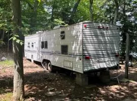 Lakefront RV Cottage in Parry Sound #10