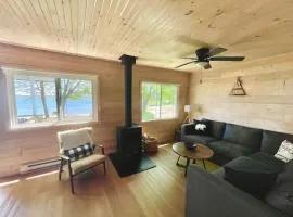 Georgian Bay Rockwood 3-bdrm Waterfront Cottage #2