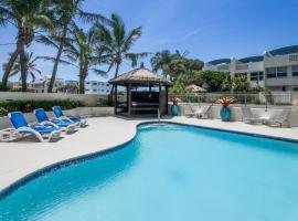 Chateau Royale Beach Resort Maroochydore，位于玛志洛的酒店