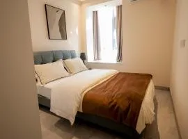 Luxury 1-Bedroom Apartment