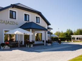 Zajazd Arkadia，位于谢米亚蒂切的酒店