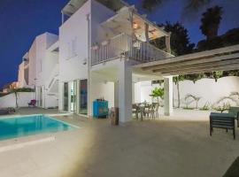 Lovely Home In Marzamemi With Jacuzzi，位于马尔扎梅米的酒店