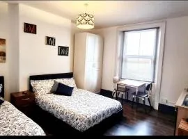 Studio Flat in Vauxhall Zone 1