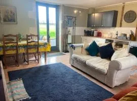 Pear gîte set in beautiful private surroundings