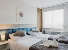 Silver Rooms by Kramm - Pokoje w hotelowym wydaniu