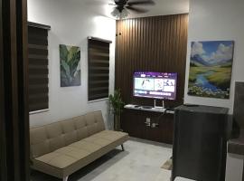 Agateahs Place，位于奥隆阿波的酒店