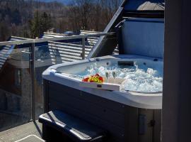 Kras-Resort Apartament 301 i 303 z widokiem na góry, prywatnym jacuzzi na tarasie i sauną，位于斯克拉斯卡波伦巴的自助式住宿