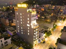 Mira Grand Hotel Quy Nhơn，位于归仁的酒店