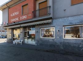 Locanda cannon d'oro，位于Sale的酒店