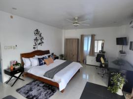 The beach house, Baroro，位于Bacnotan的酒店