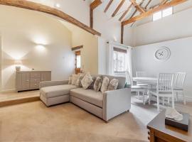 Cosy 1 Bedroom Cottage, The Old Thatch, Bredon，位于Bredon的酒店