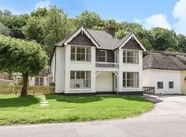 Luxury Large Five Bedroom Family House Sleeps 10