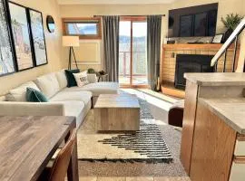 Lutsen Mtn Condo, Ski in Ski out, Pool, Hot Tub, Fitness