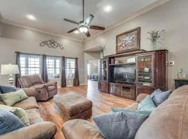 Relax Fireside: Branson West Gem w/ Hot Tub Access